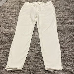 White House Black Market White skinny crop jeans size 6